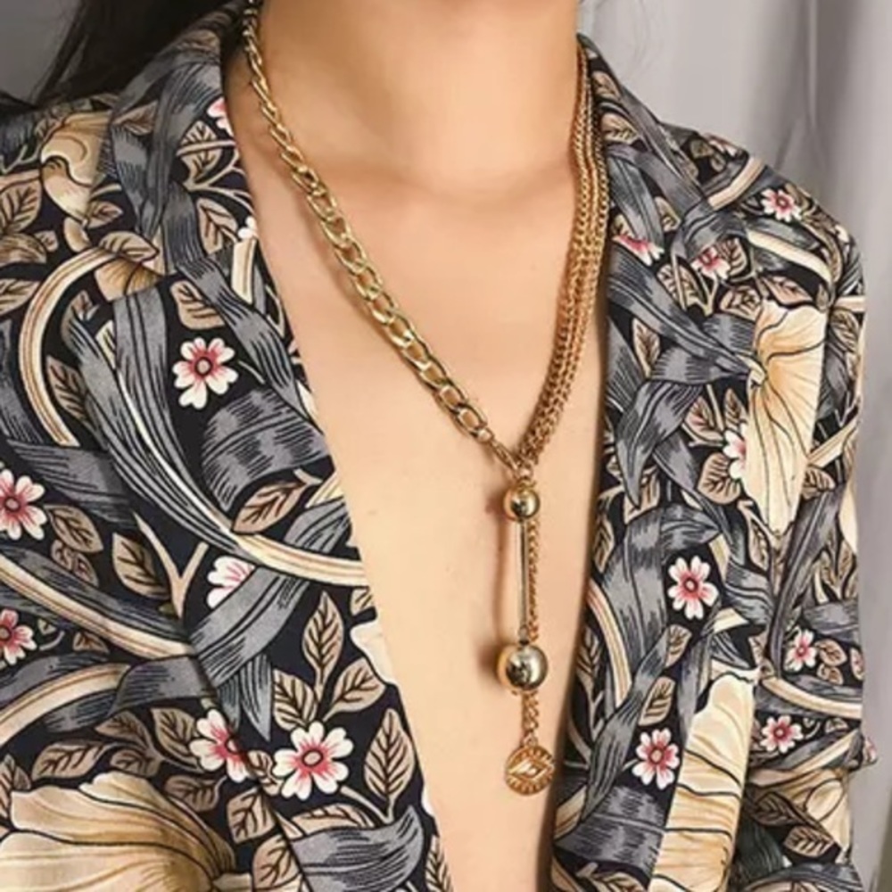 3/$30 💛🤍 Long Chunky Ball Necklace